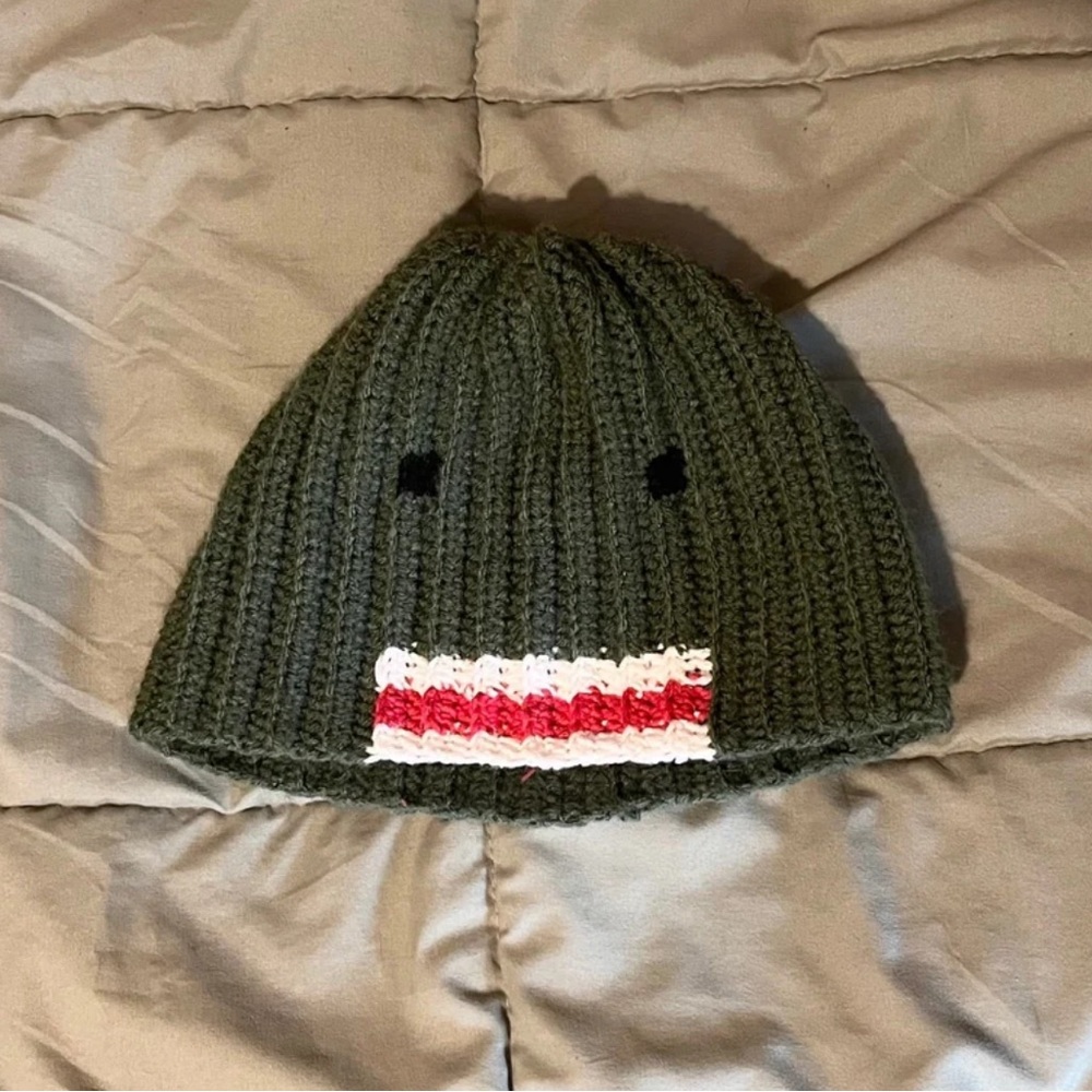 Green domo beanie